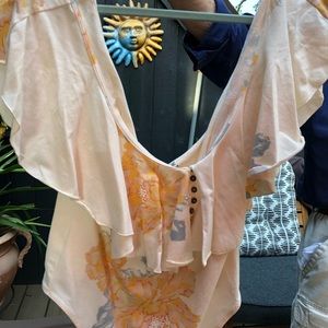 HOW POSH & PRETTY ~FREE PEOPLE ~BODY SUIT WITH FLORALS AND PEACHY TONES